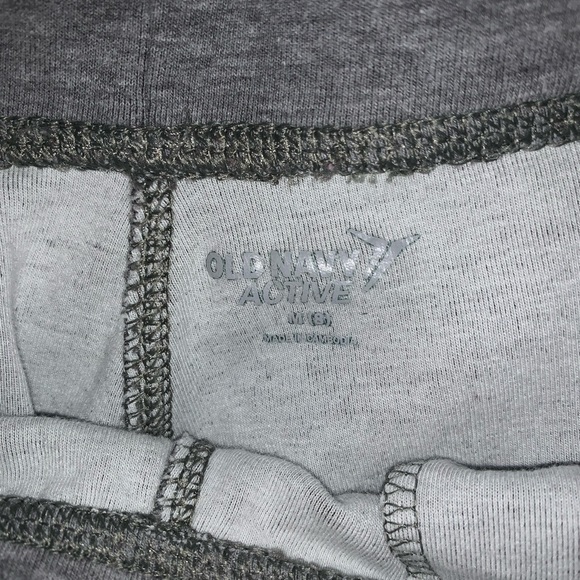 Old Navy Active Sweatpants - Picture 3 of 4